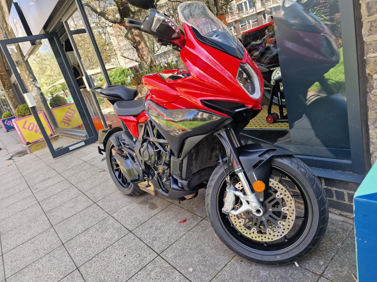 
								MV AGUSTA TURISMO VELOCE full									
