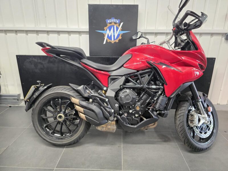 MV AGUSTA TURISMO VELOCE 800 ROSSO