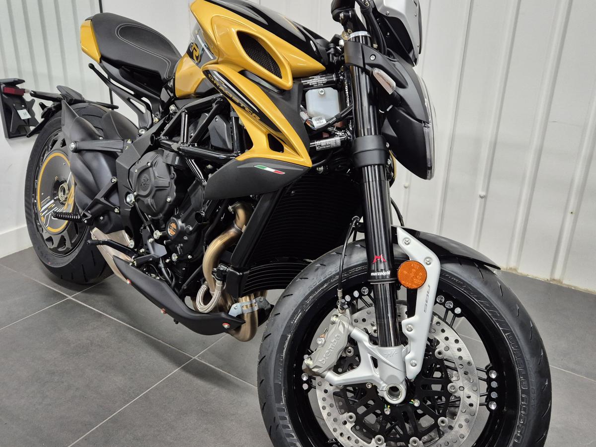 
								MV AGUSTA DRAGSTER 800 RR SCS full									