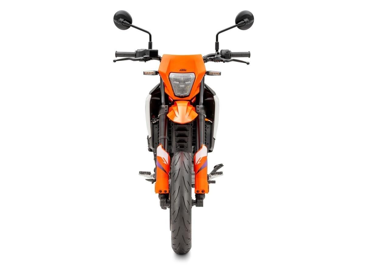 
								KTM 125 SMC R Supermoto full									