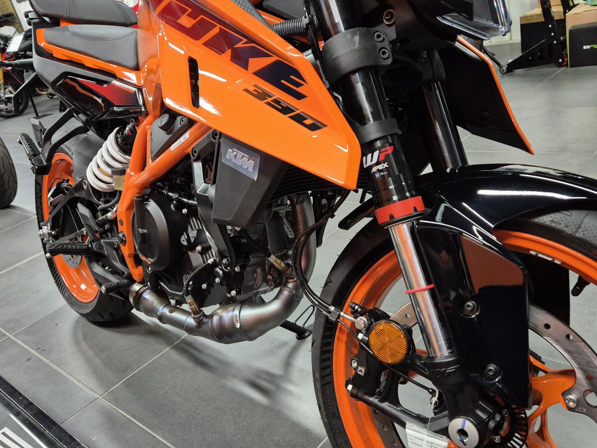 
								KTM 390 DUKE full									