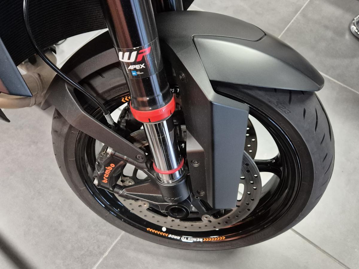 
								KTM KTM 1390 SUPERDUKE R 24 full									
