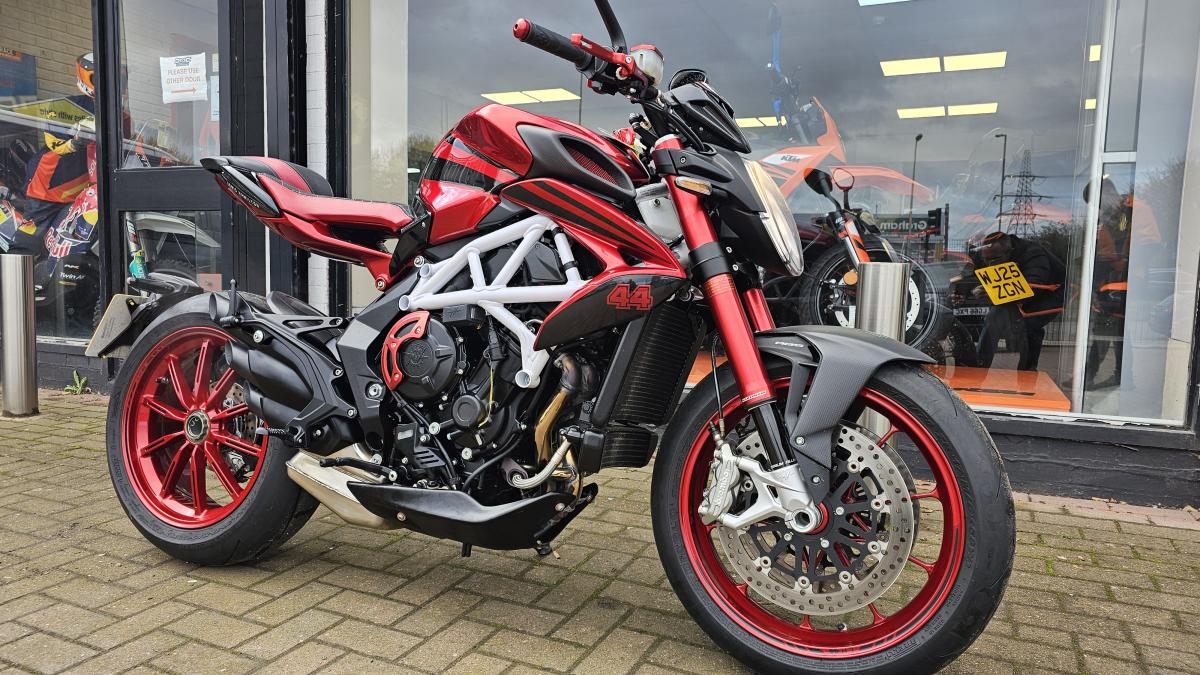 
								MV AGUSTA BRUTALE 800 RR full									