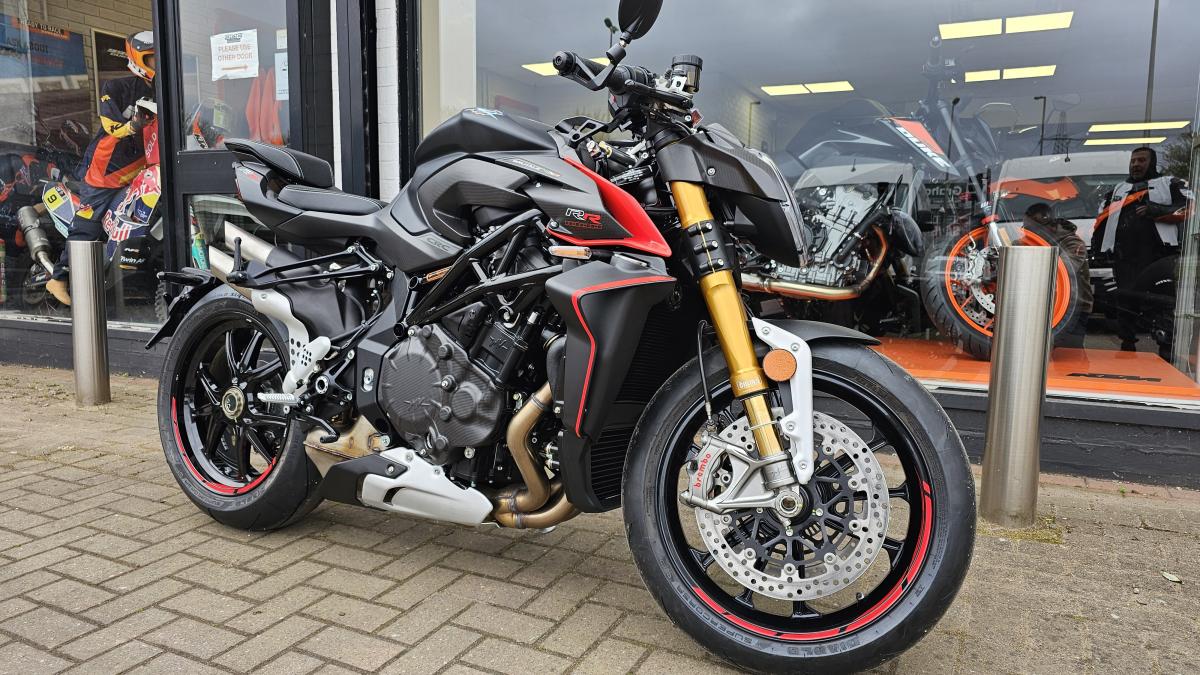 MV AGUSTA BRUTALE 1000RR