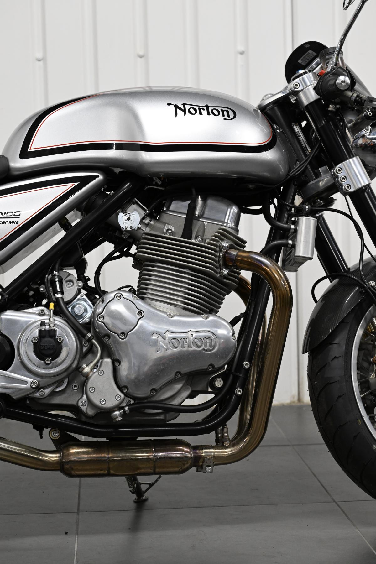 
								Norton NORTON COMMANDO 961 CAFE RACER full									