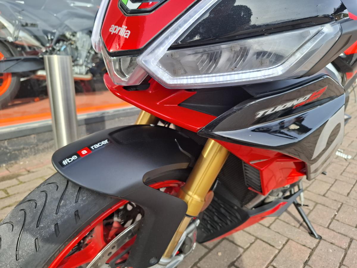 
								APRILIA TUONO full									