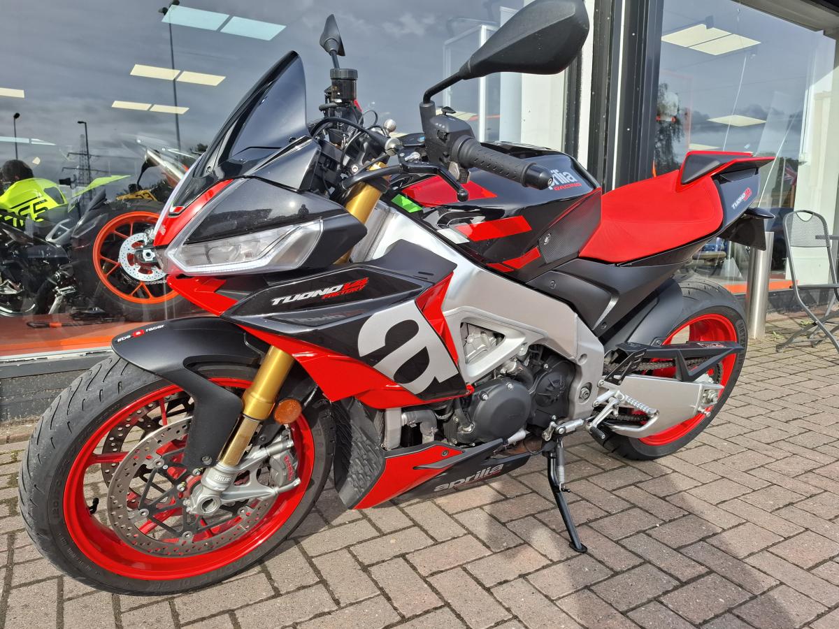 
								APRILIA TUONO full									