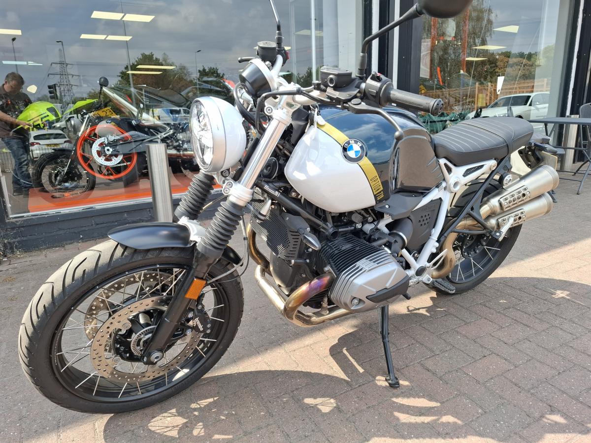 
								Bmw R NINET SCRAMBLER full									