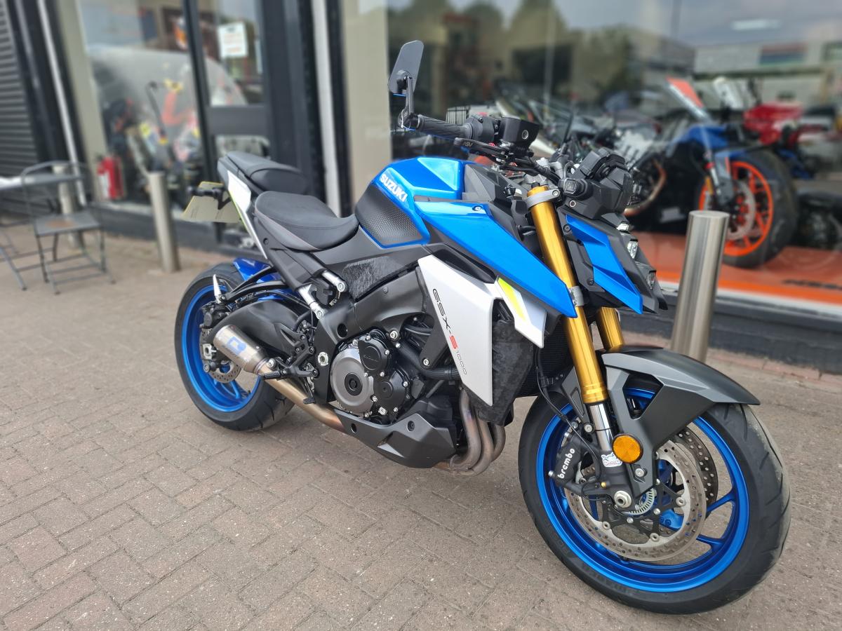 Suzuki GSXS 1000 RQ M2