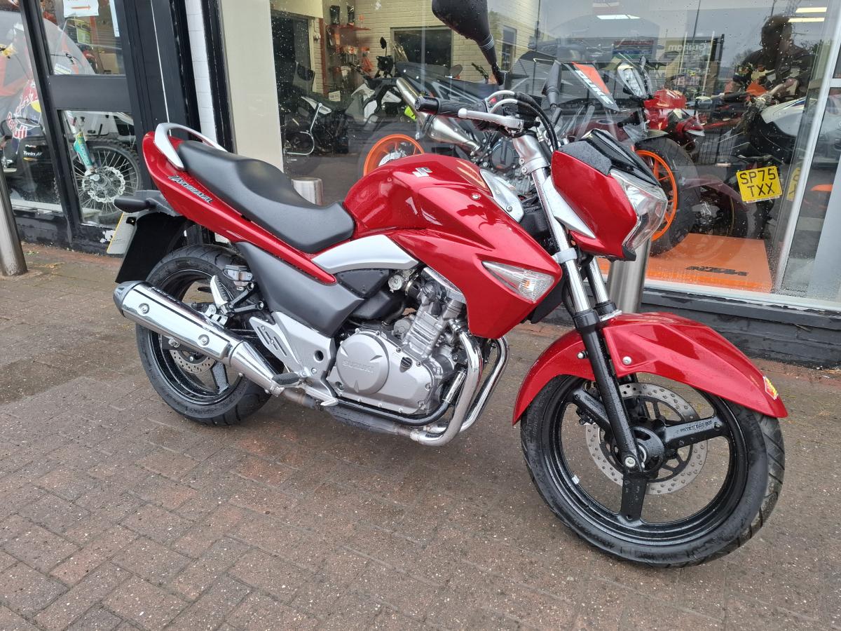 Suzuki GW 250 L3