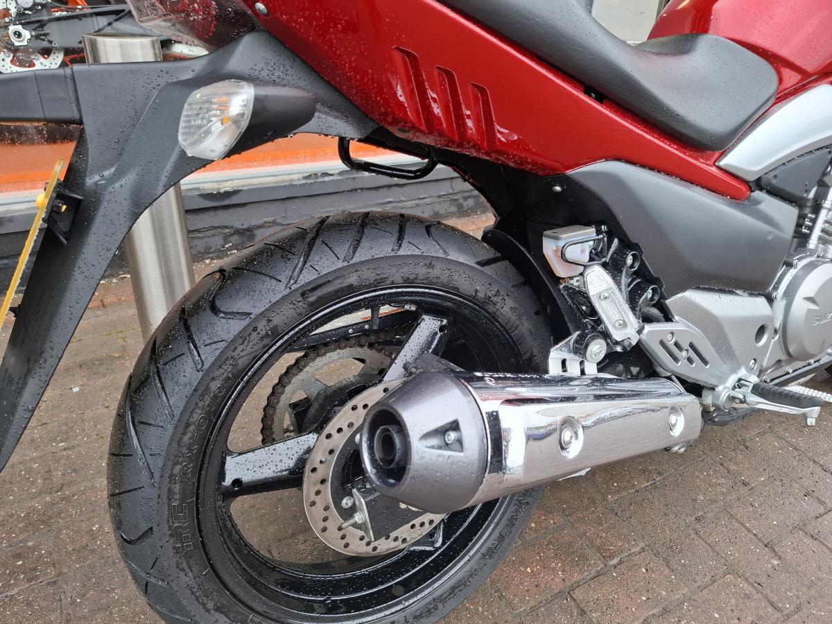 Suzuki GW 250 L3