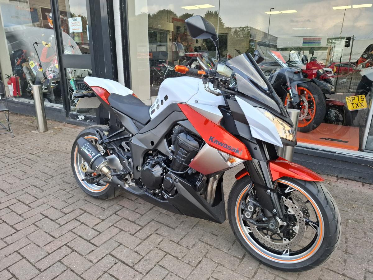 KAWASAKI ZR 1000 DAF