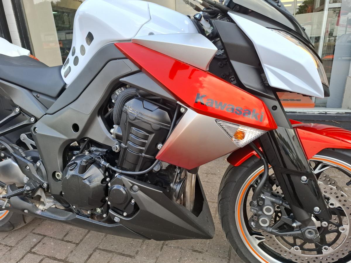 KAWASAKI ZR 1000 DAF