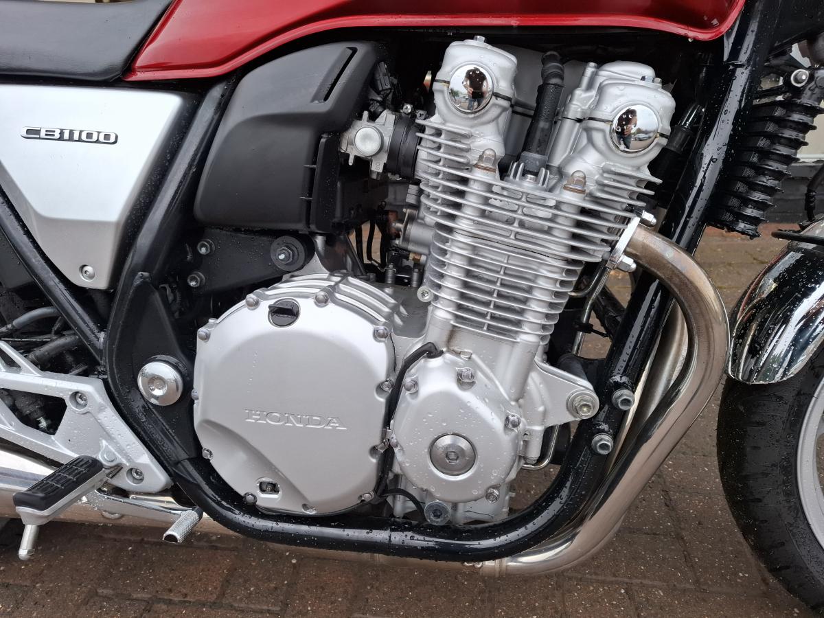 
								Honda CB 1100 A-D full									