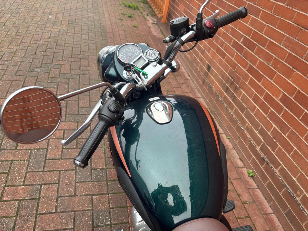Royal Enfield CLASSIC 350