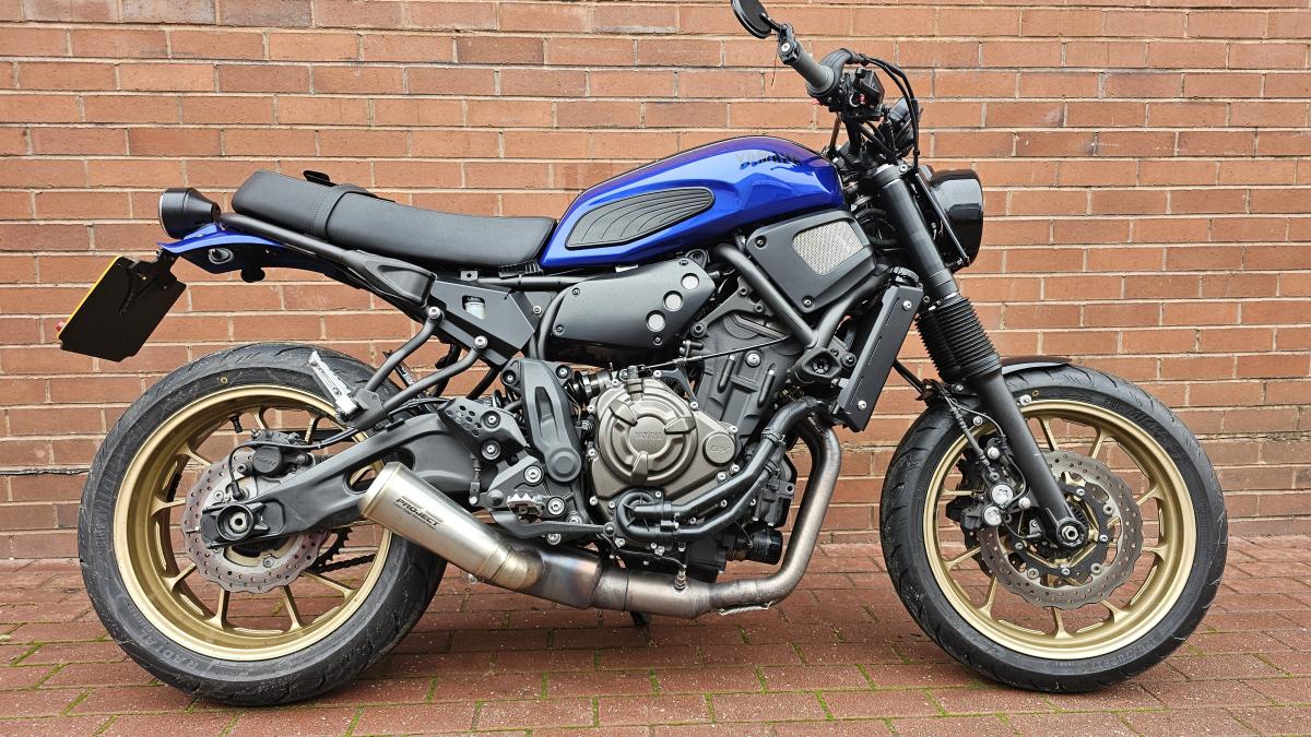 YAMAHA XSR 700 XTRIBUTE