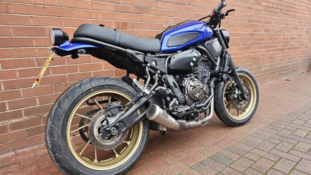 YAMAHA XSR 700 XTRIBUTE
