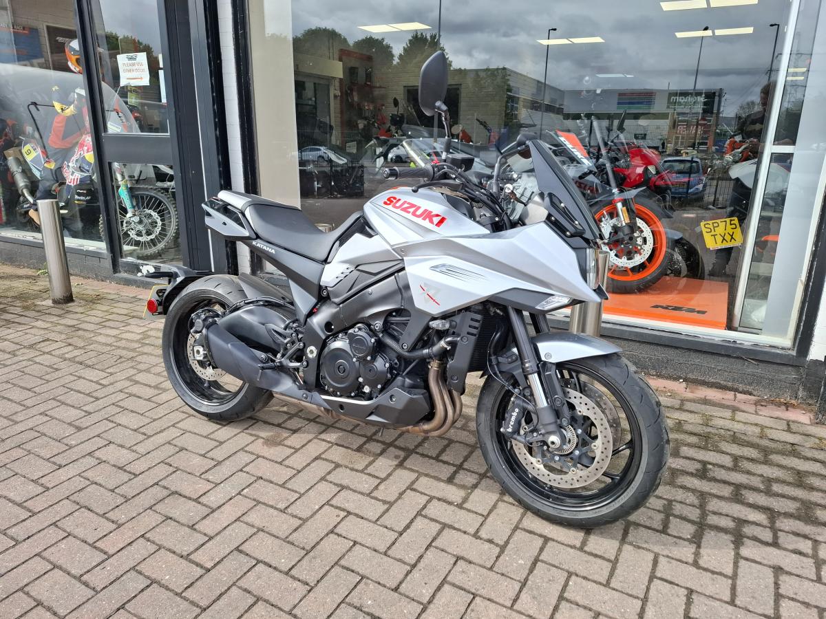 Suzuki GSXS 1000 S KATANA