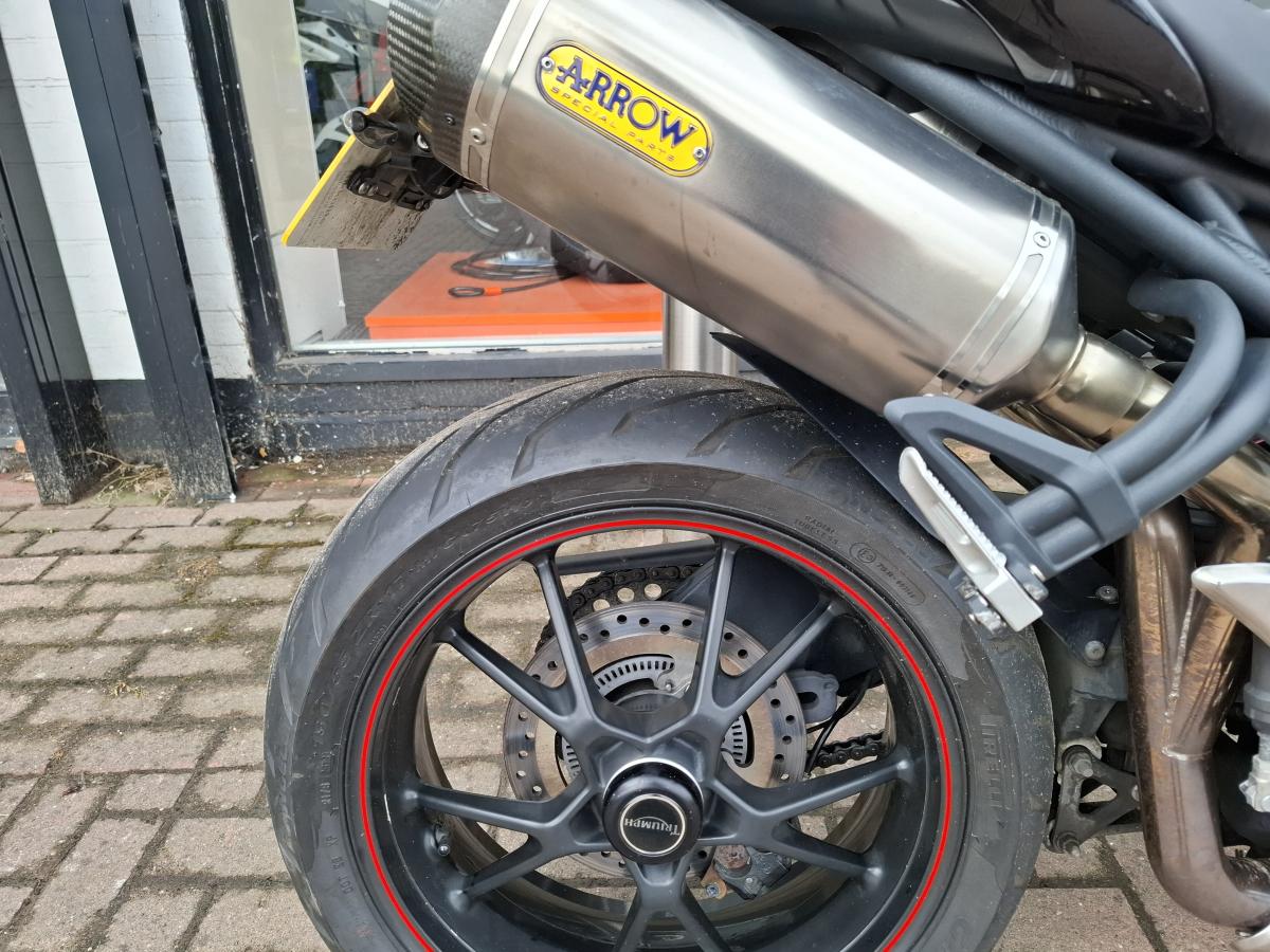 TRIUMPH TRIPLE 1050 ABS