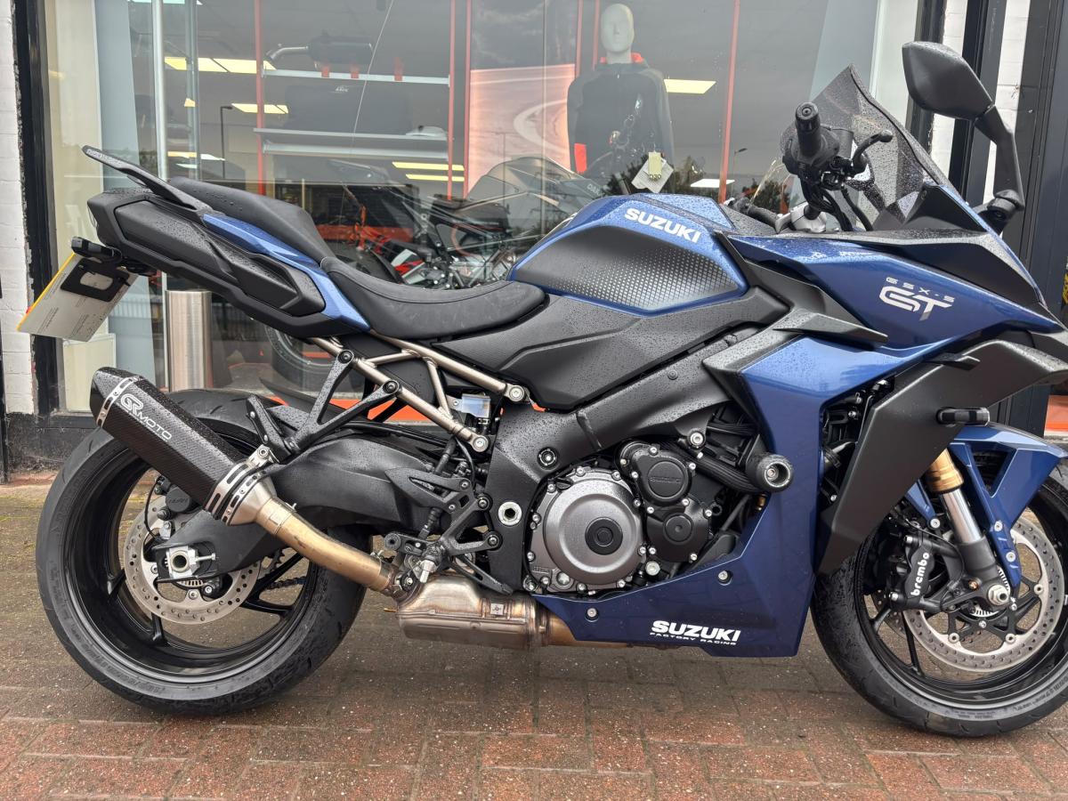 Suzuki GSXS 1000 GT