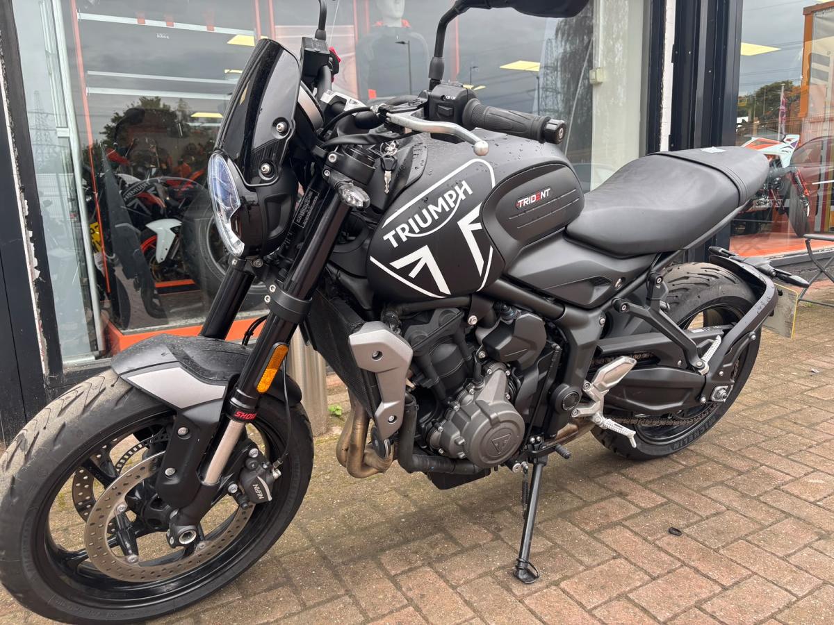 Triumph TRIDENT