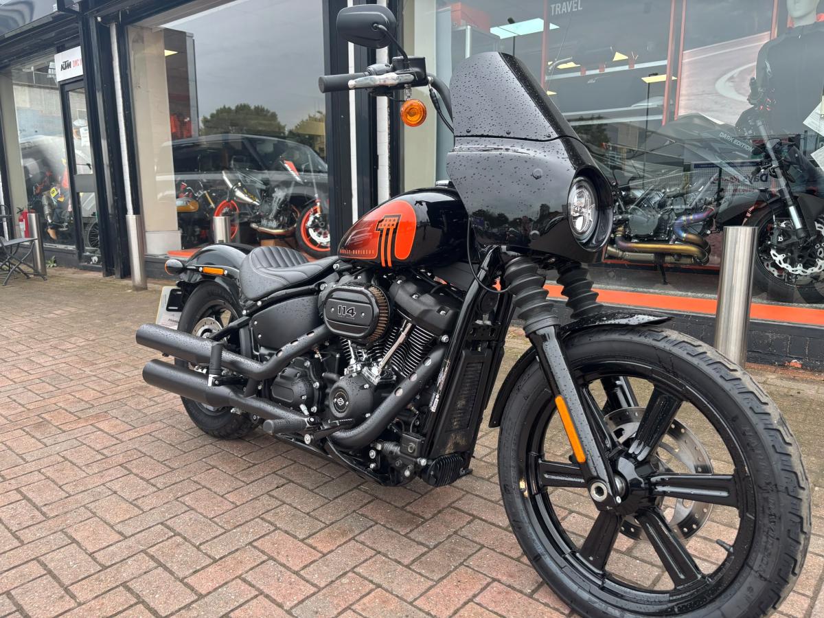HARLEY-DAVIDSON FXBBS STREET BOB 114 1868