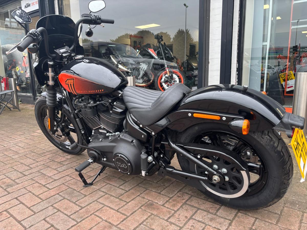 
								HARLEY-DAVIDSON FXBBS STREET BOB 114 1868 full									
