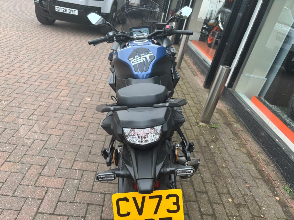 
								Suzuki GSXS 1000 GT TOUR M3 full									