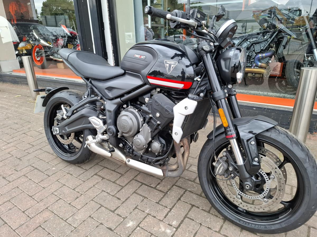 Triumph Trident 660