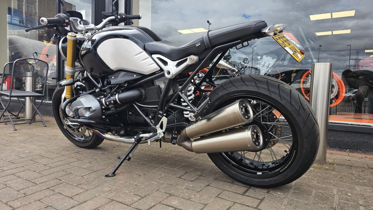 
								Bmw R NINE T full									