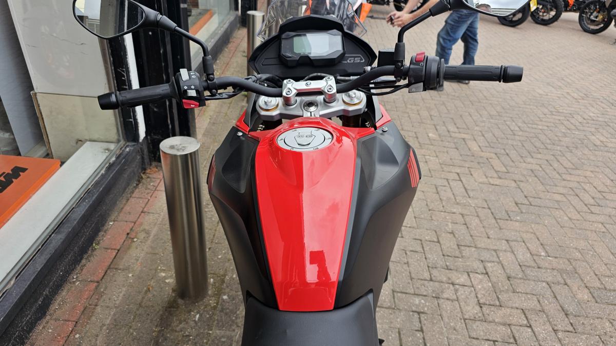 
								Bmw G 310 GS full									