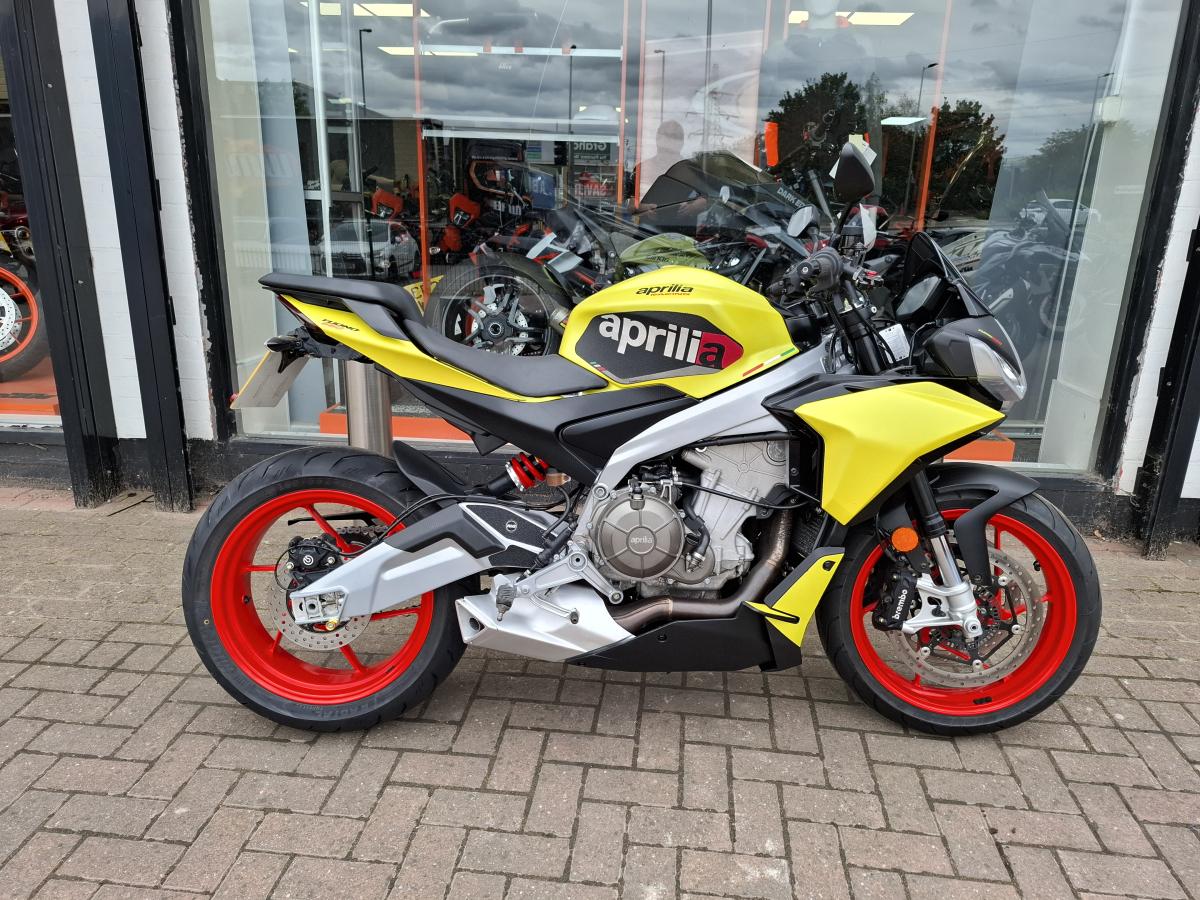 Aprilia TUONO 660