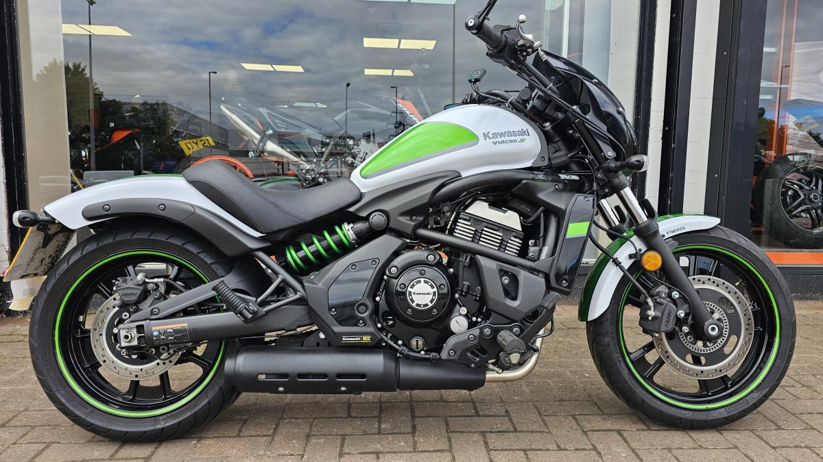 Kawasaki EN 650 EHF