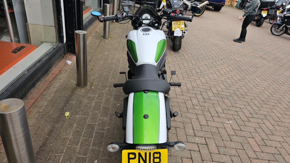 
								Kawasaki EN 650 EHF full									