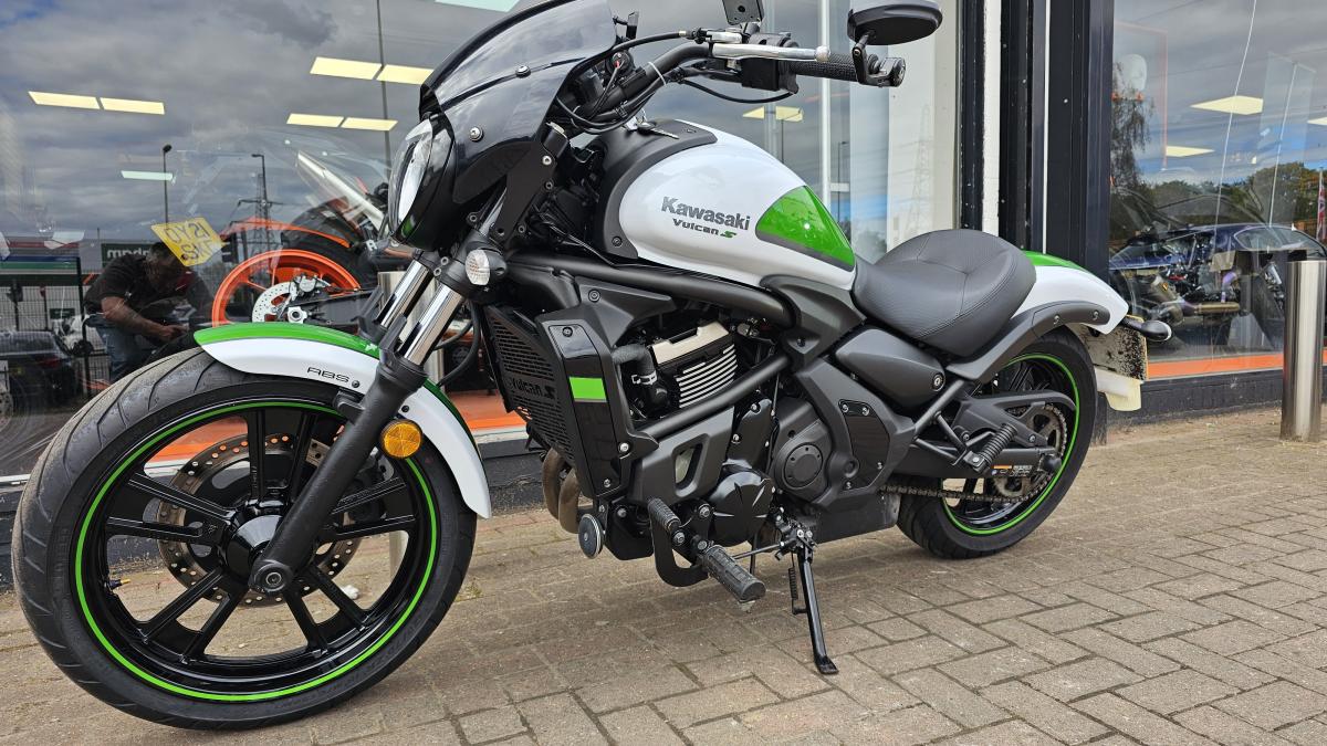 Kawasaki EN 650 EHF