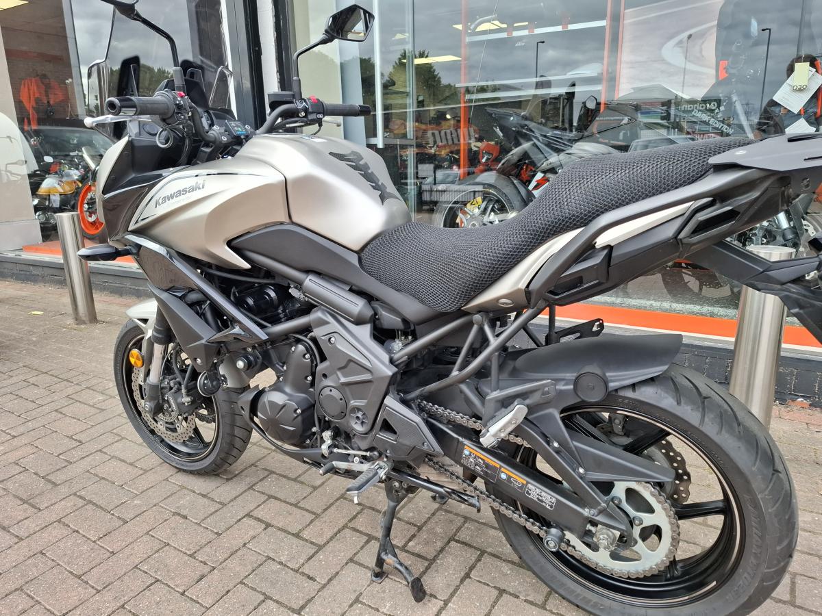 KAWASAKI Versys