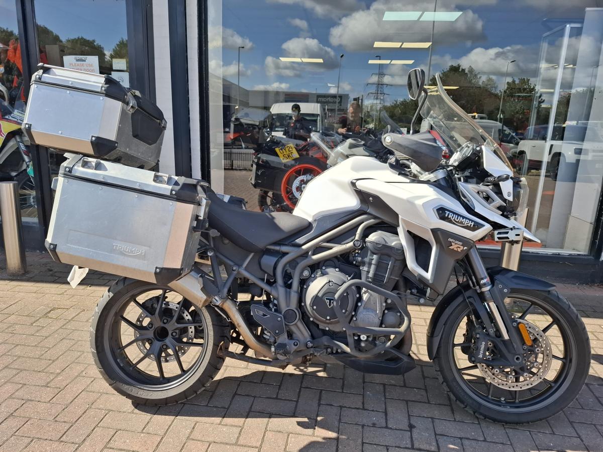 TRIUMPH TIGER EXPLORER