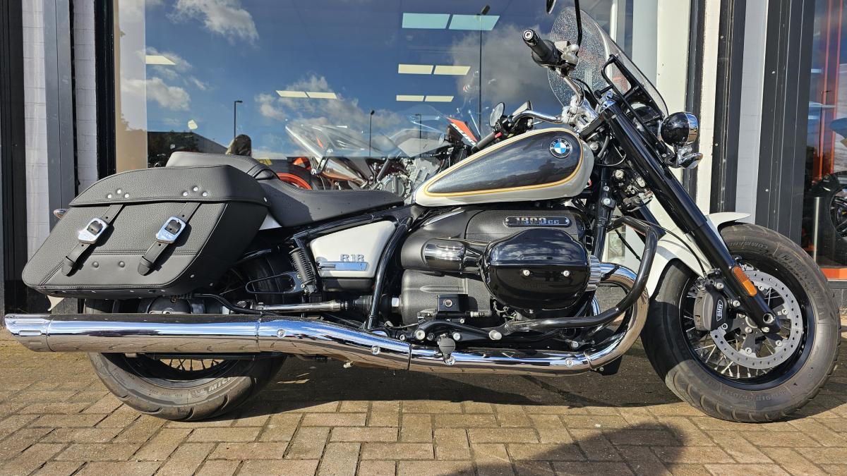 BMW R 18 CLASSIC