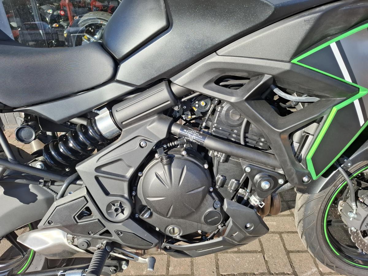 
								Kawasaki KLE 650 JRFAN full									