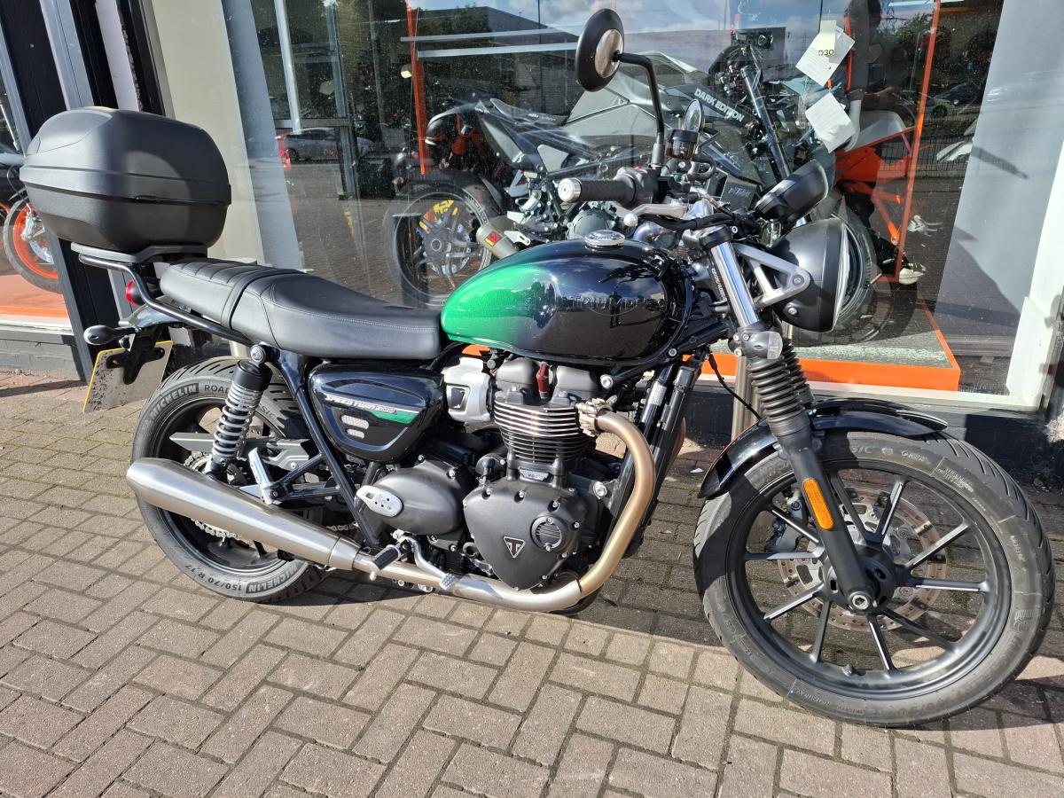 triumph SPEED TWIN 900