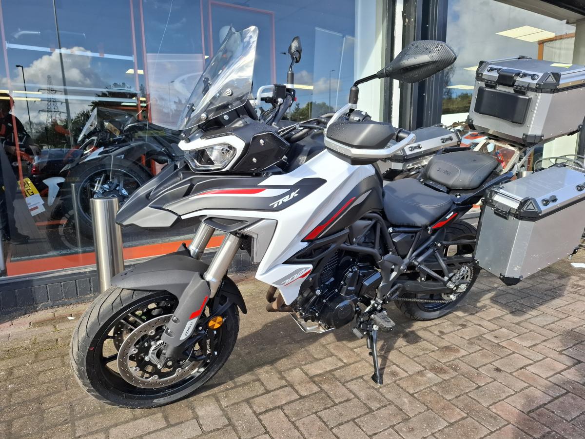 BENELLI TRK 702 E5