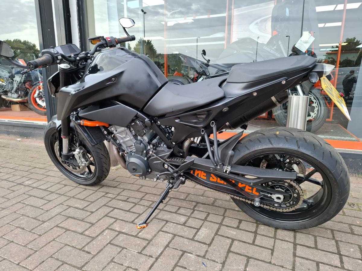 KTM 790 DUKE 18