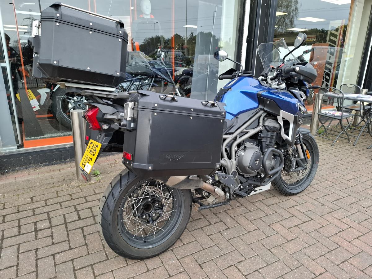 TRIUMPH TIGER EXPLORER XCX