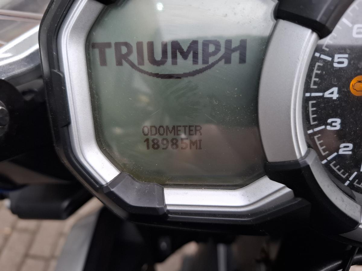 
								TRIUMPH TIGER EXPLORER XCX full									