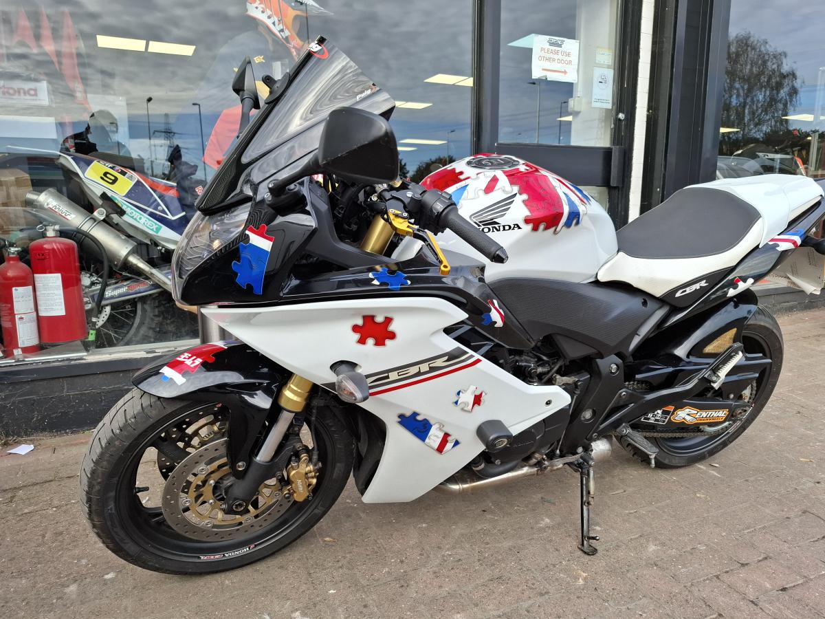 HONDA CBR 600 FA-C