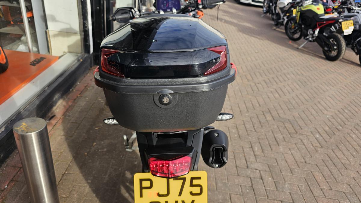 
								Triumph TIGER 900 GT full									