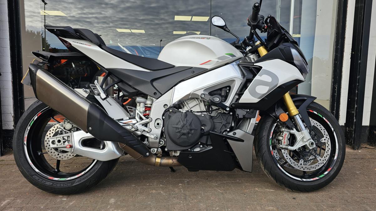 APRILIA TUONO V4 1100