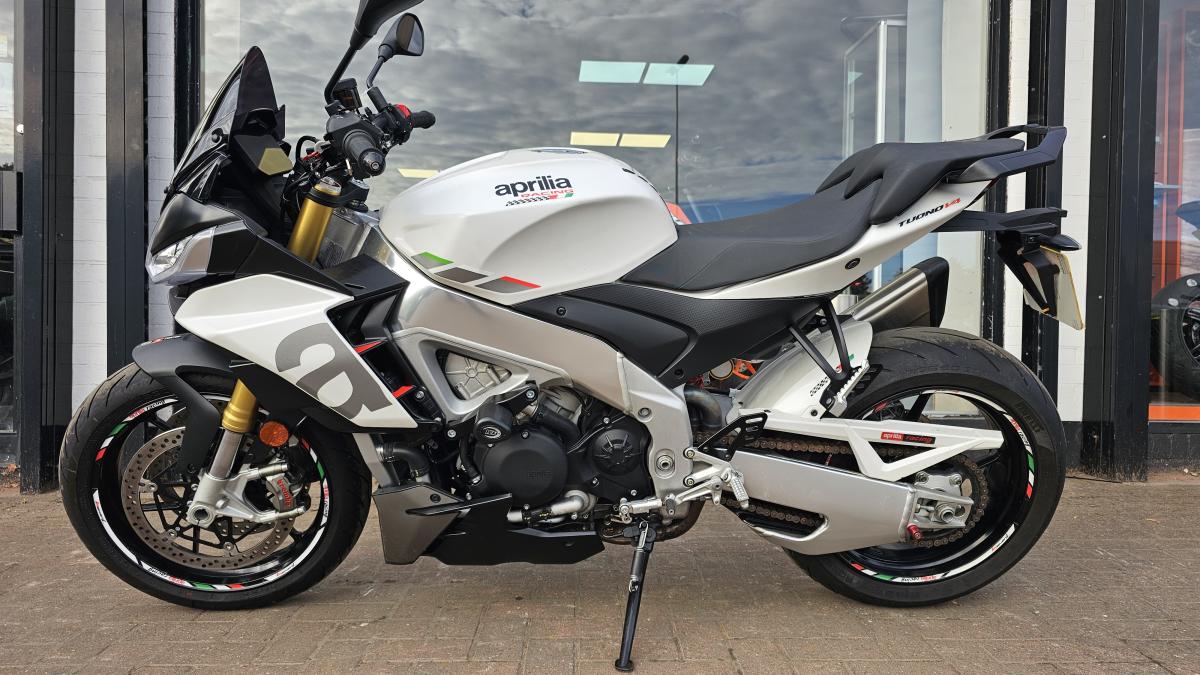 APRILIA TUONO V4 1100