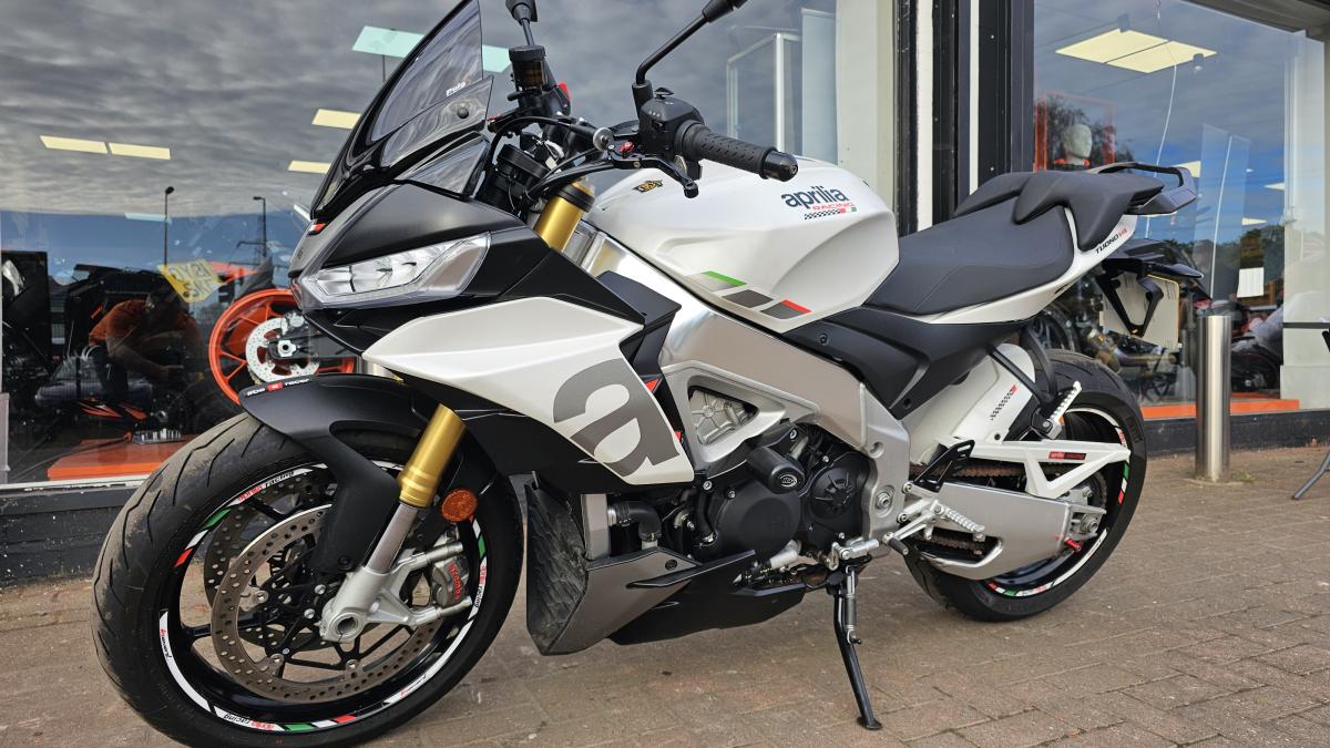 APRILIA TUONO V4 1100