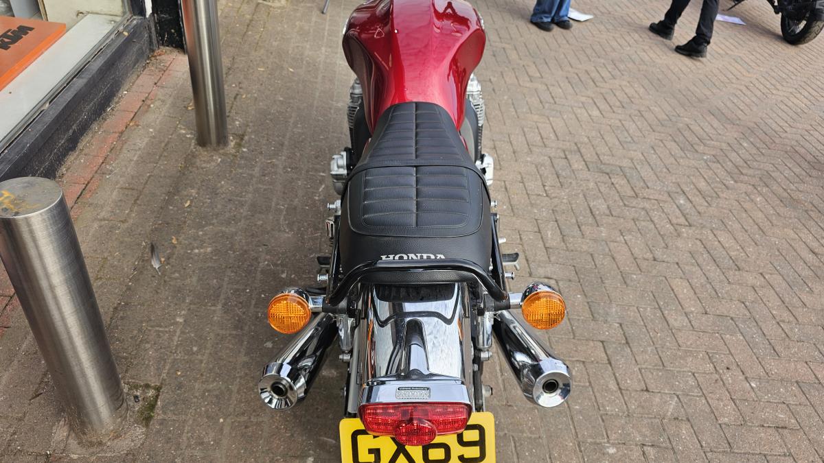 
								Honda CB 1100 CA-H full									